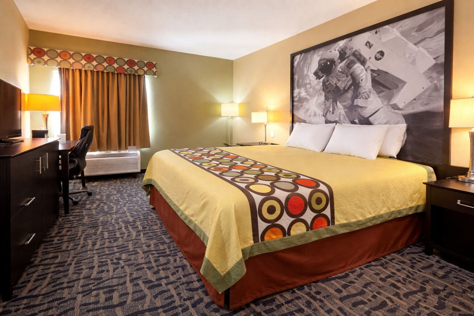 Premium bedding, desk, iron/ironing board, rollaway beds