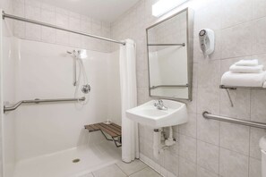 Room, 2 Queen Beds, Accessible, Non Smoking (Mobility) | Bathroom