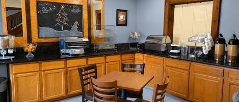 Free daily continental breakfast
