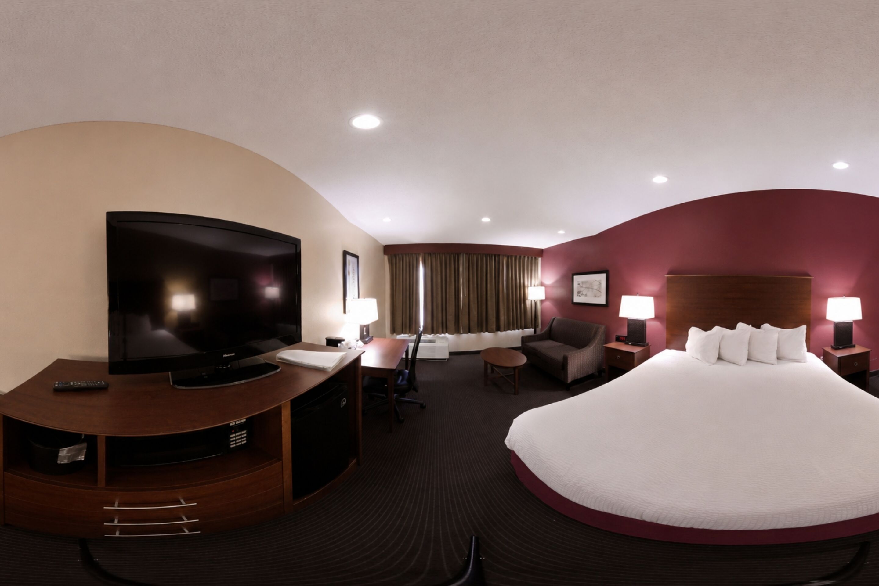 Comfort Room, 2 Queen Beds, Non Smoking | Room amenity