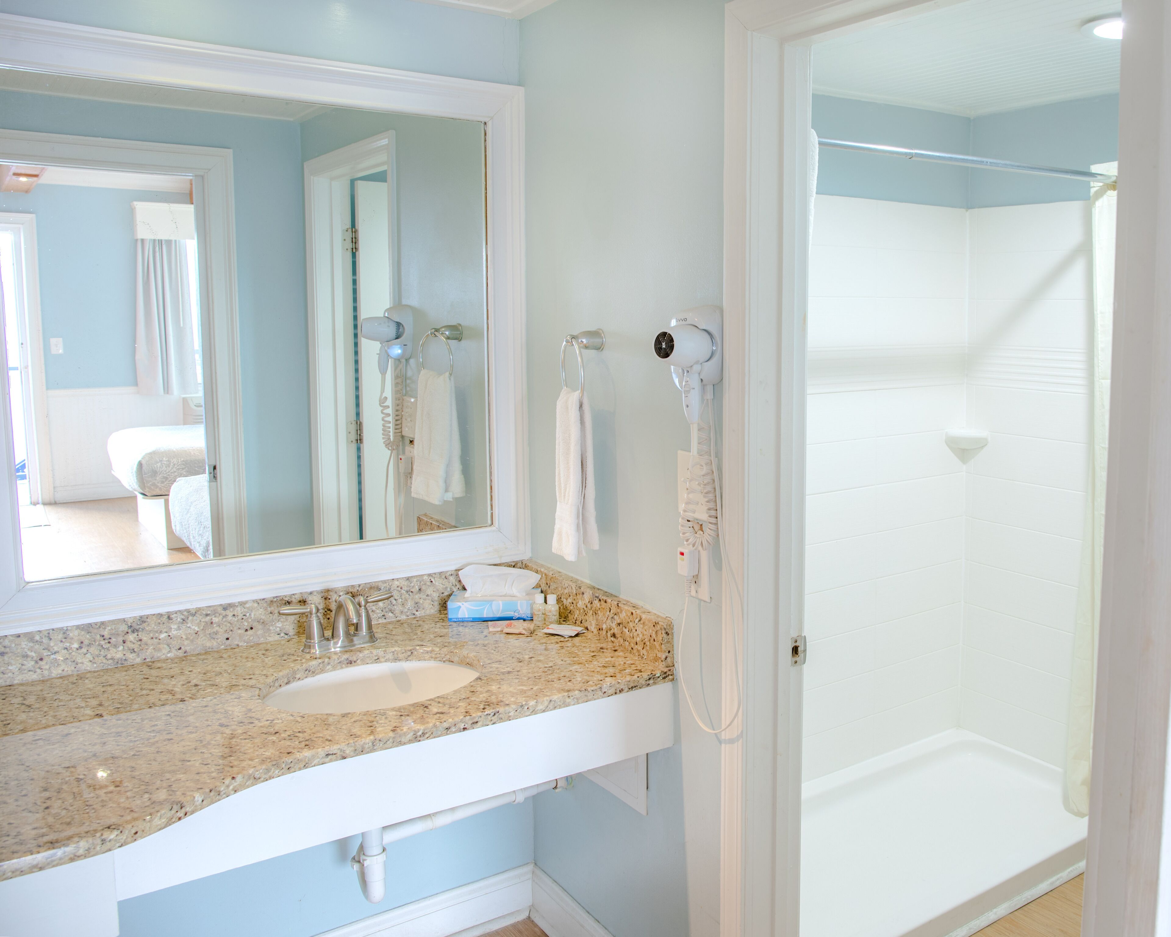 Two Queen Size Bed | Bathroom | Combined shower/bathtub, hair dryer, towels