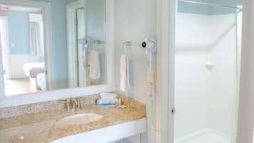 Two Queen Size Bed | Bathroom | Combined shower/bathtub, hair dryer, towels
