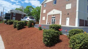 Exterior - President Inn & Suites (Gettysburg)