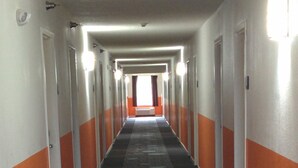 Hallway - President Inn & Suites (Gettysburg)