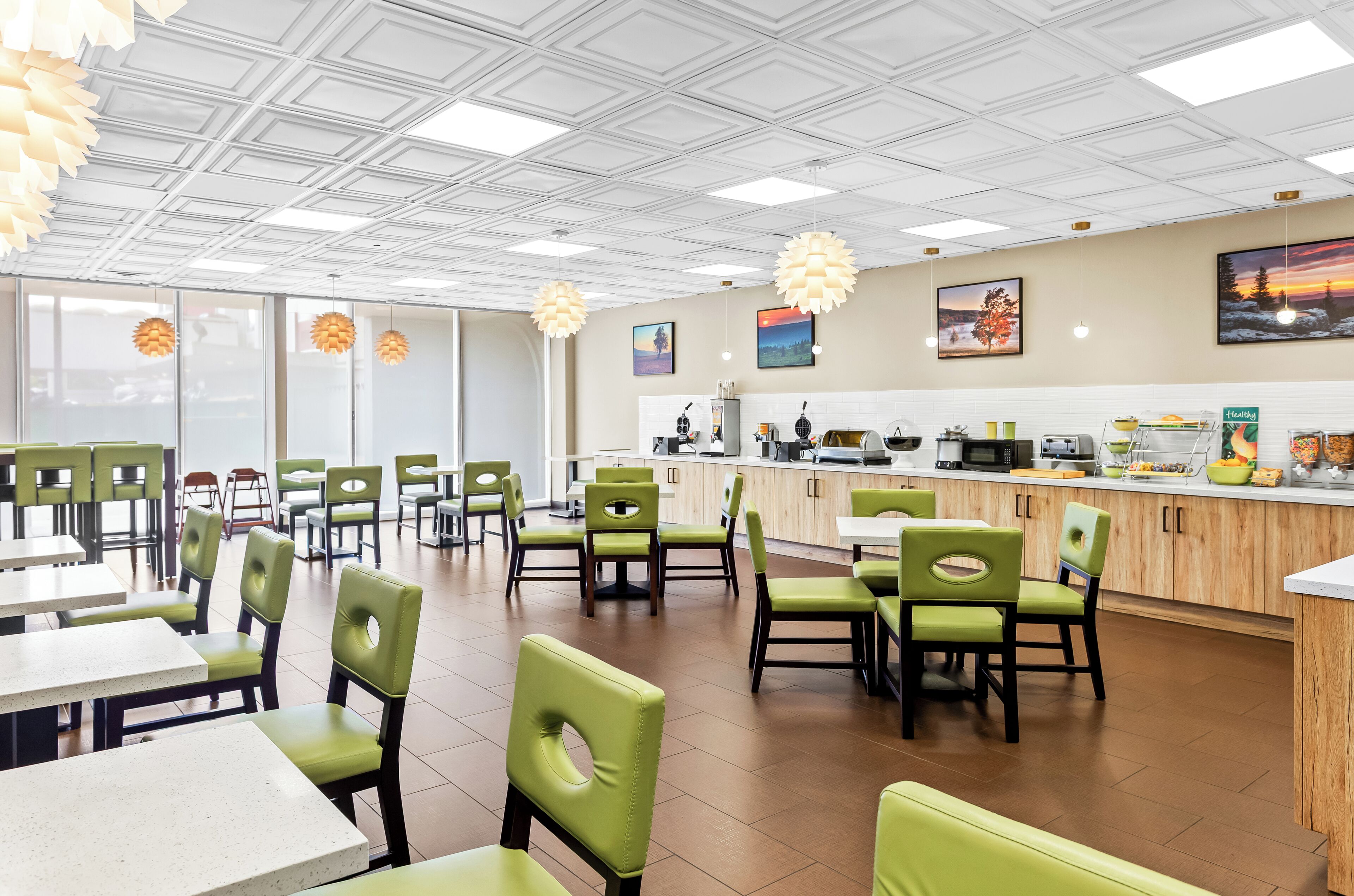 Bao gồm bữa sáng buffet hàng ngày 