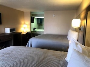 Classic Room, 2 Queen Beds, Smoking