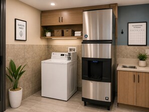 Laundry room - Legacy Inn Sumner (Gallatin)