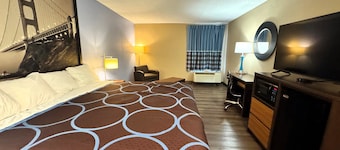 Super 8 by Wyndham Booneville