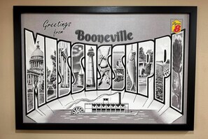 Lobby - Super 8 by Wyndham Booneville (Booneville)