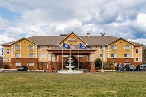 Exterior - Comfort Inn & Suites South Hill I-85 (South Hill)