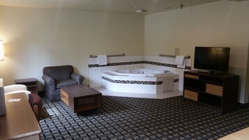 Studio Suite, 1 King Bed, Non Smoking | Desk, free cribs/infant beds, free WiFi, bed sheets