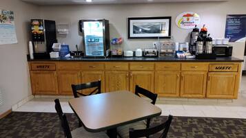 Free daily continental breakfast