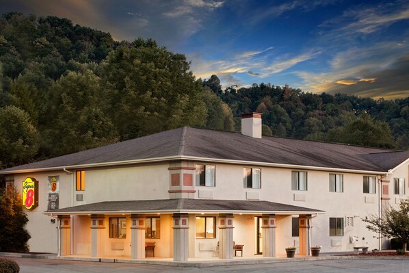 Front of property - evening/night