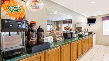 Free daily continental breakfast 