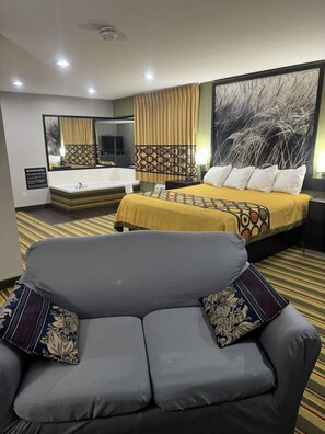 Suite, 1 trĂšs grand lit, non-fumeur, bain Ă remous