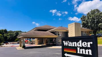 Vista frontal de la propiedad