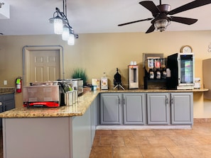 Free daily continental breakfast
