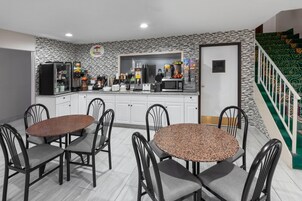 Free daily self-serve breakfast