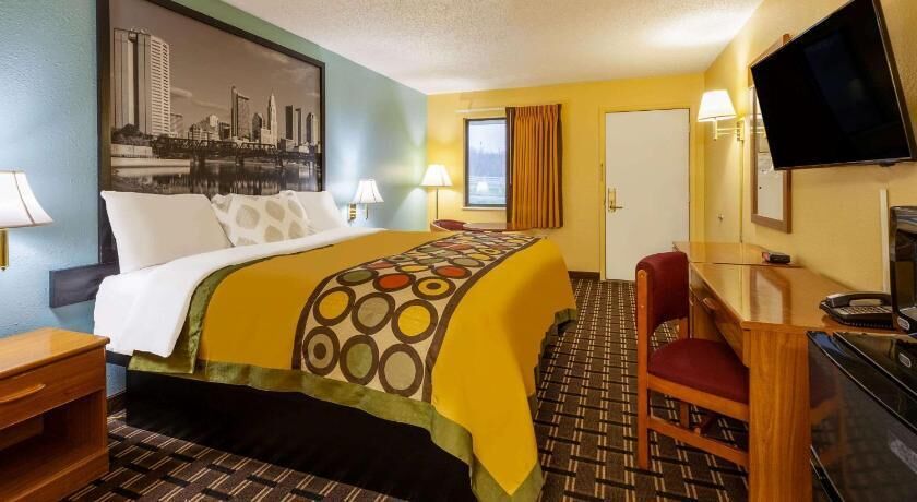 In-room safe, desk, laptop workspace, blackout drapes