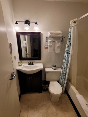Studio Suite, 1 King Bed, Non Smoking, Jetted Tub | In-room safe, desk, laptop workspace, blackout drapes