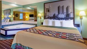 Studio Suite, 1 King Bed, Non Smoking, Jetted Tub | In-room safe, desk, laptop workspace, blackout drapes