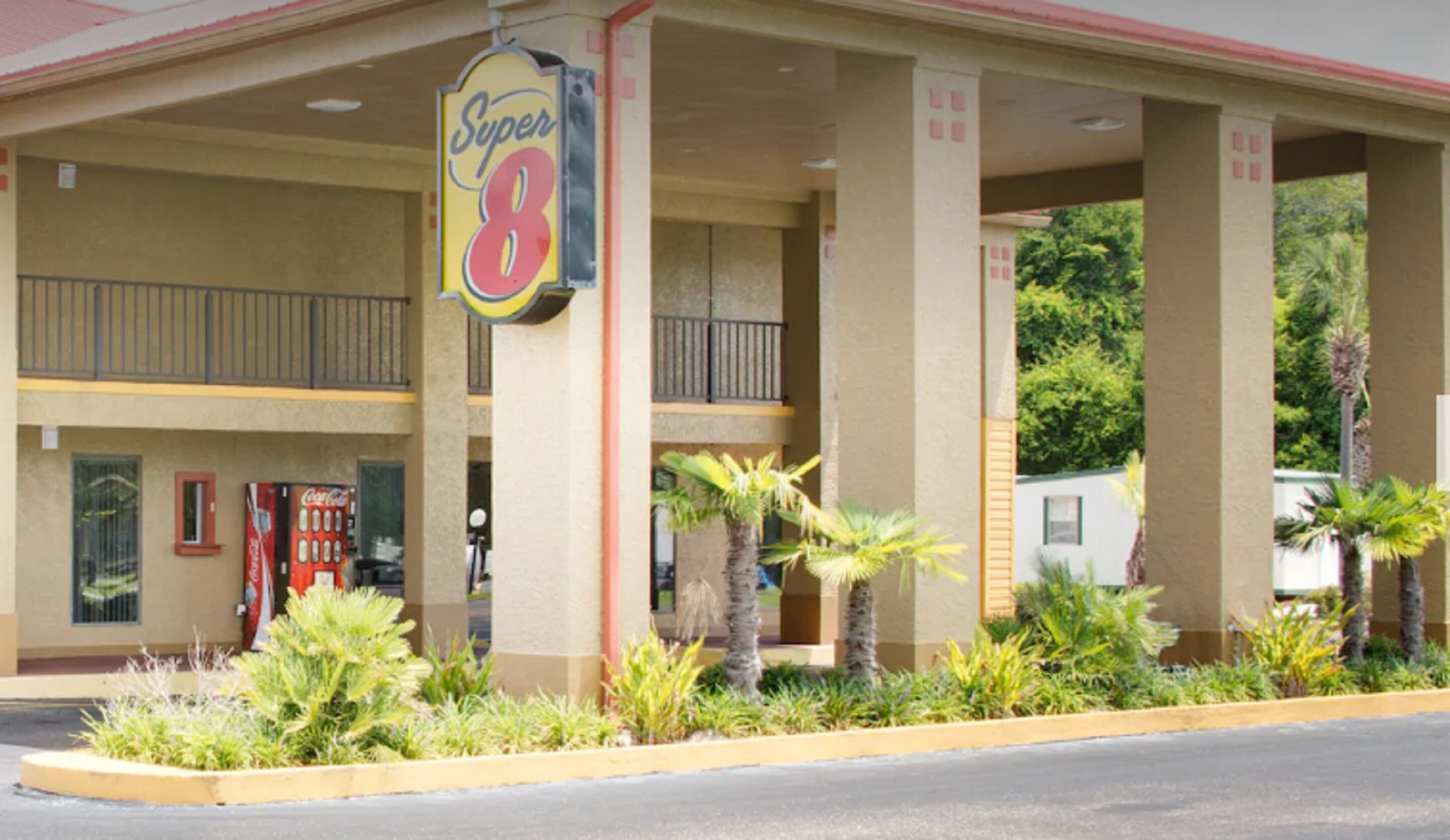 Super 8 by Wyndham Defuniak Springs