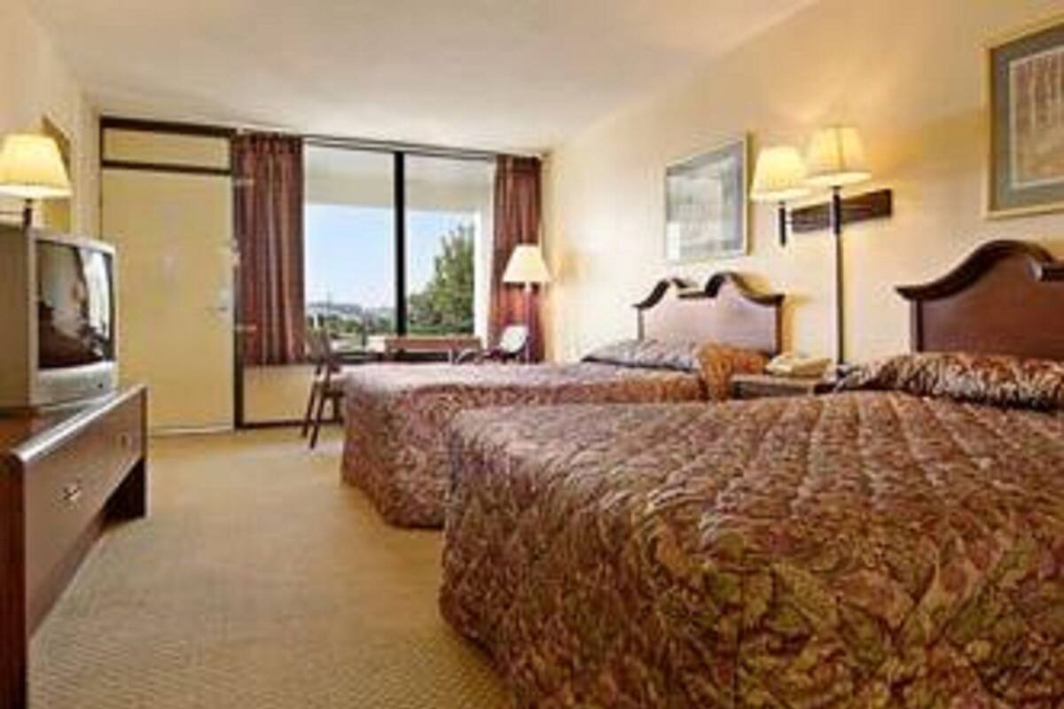 Room, 2 Double Beds, Non Smoking | Free WiFi, bed sheets, alarm clocks