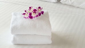 Kamer, 1 kingsize bed, niet-roken | Gratis wifi, beddengoed, een wekker