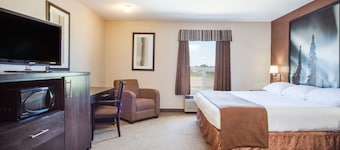 Super 8 by Wyndham Meadow Lake
