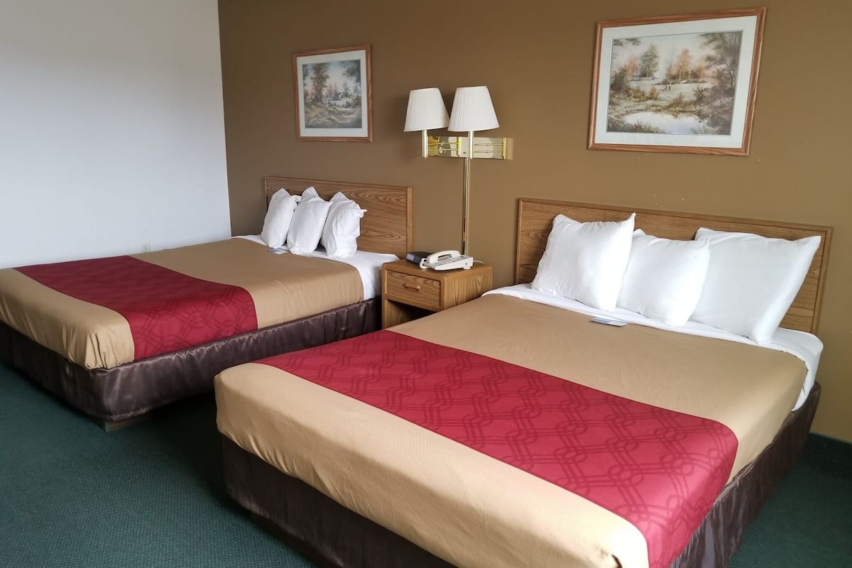 Standard Room, 2 Queen Beds, Non Smoking | Iron/ironing board, free WiFi, bed sheets, alarm clocks