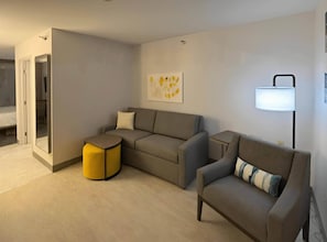 Suite, 1 Queen Bed, Non Smoking | Desk, iron/ironing board, free WiFi, bed sheets