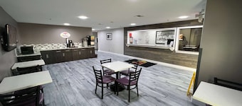 Super 8 by Wyndham Lake Charles/Sulphur