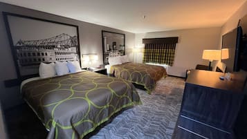 Standardzimmer, 2 Queen-Betten | Schreibtisch, Bügeleisen/Bügelbrett, kostenlose Babybetten