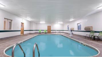 Indoor pool, pool loungers