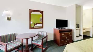 Habitacions insonoritzades, planxa i posts de planxar i wifi gratuïta