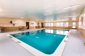 Piscine intérieure