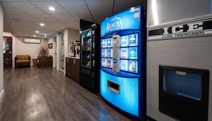 Coffee service - The Kanata by BCMInns Invermere (Invermere)