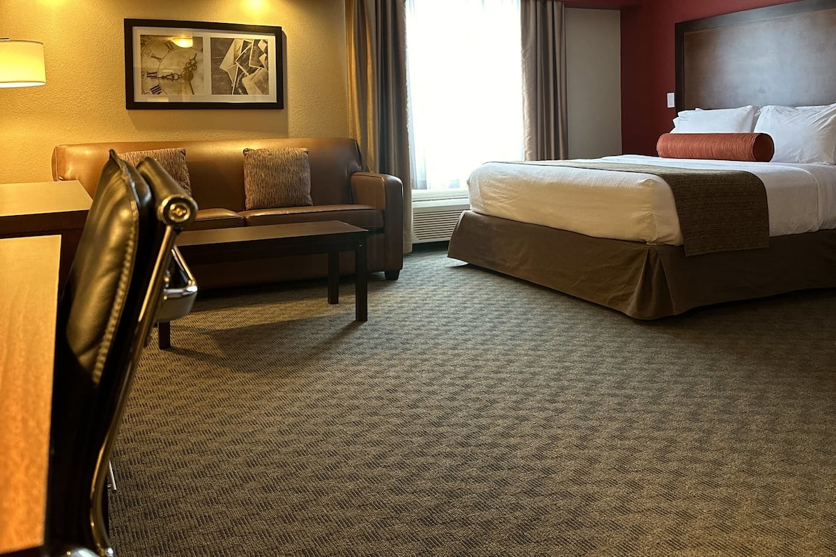 In-room safe, desk, laptop workspace, blackout curtains