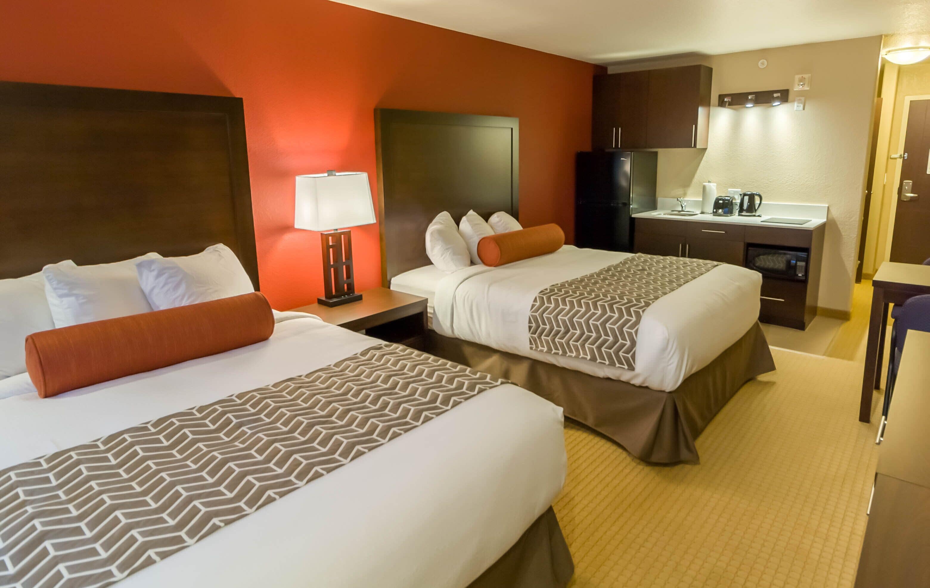 double queen kitchen | private kitchenette | microwave, coffee/tea maker