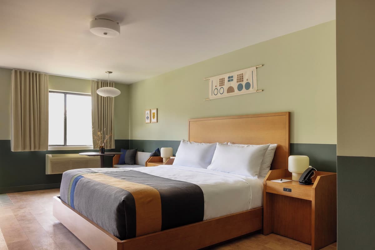 Premium bedding, minibar, in-room safe, desk