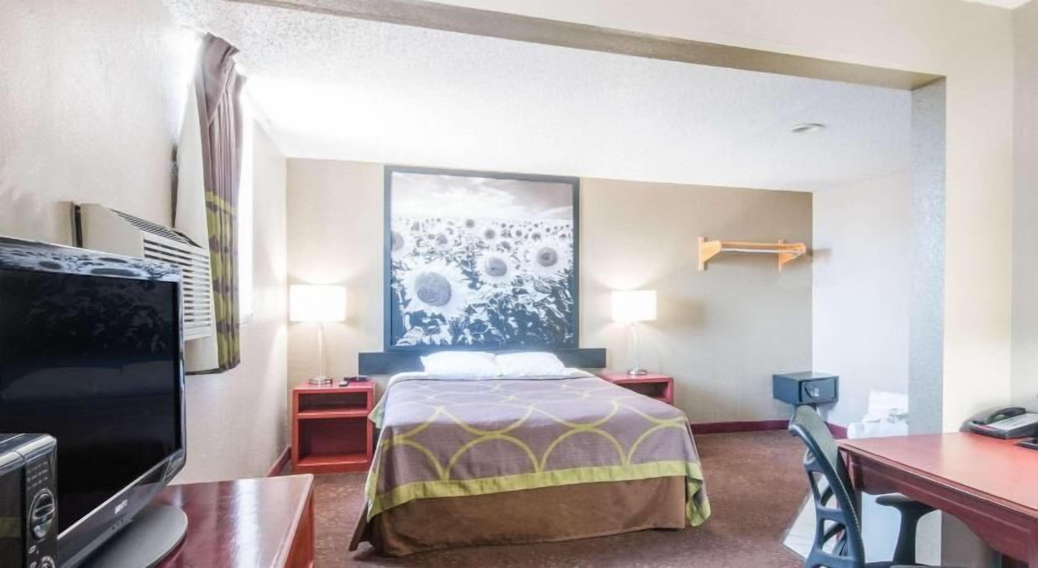 Blackout drapes, free cribs/infant beds, free rollaway beds, free WiFi