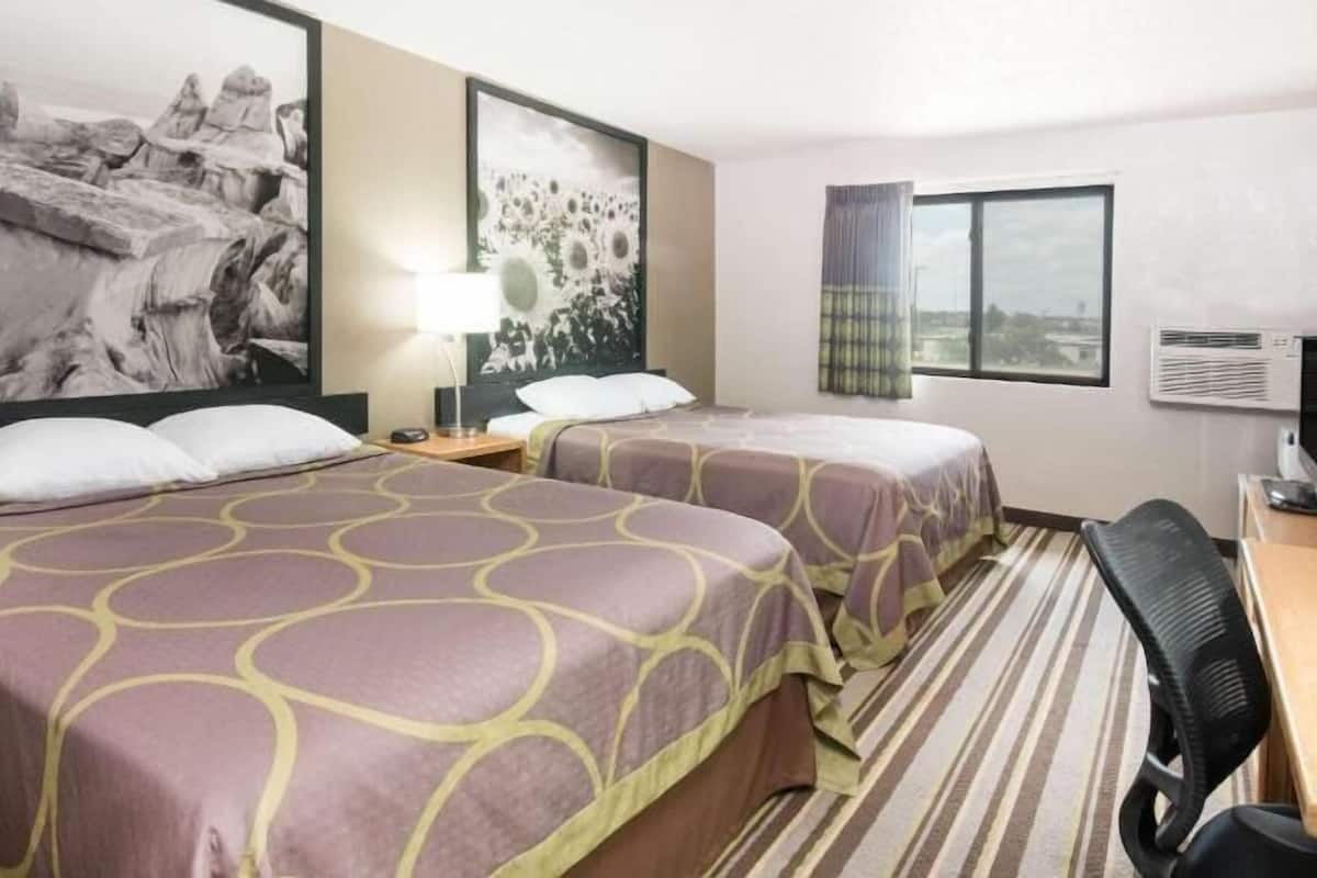 Blackout drapes, free cribs/infant beds, free rollaway beds, free WiFi