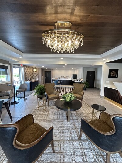 Brady Hotel