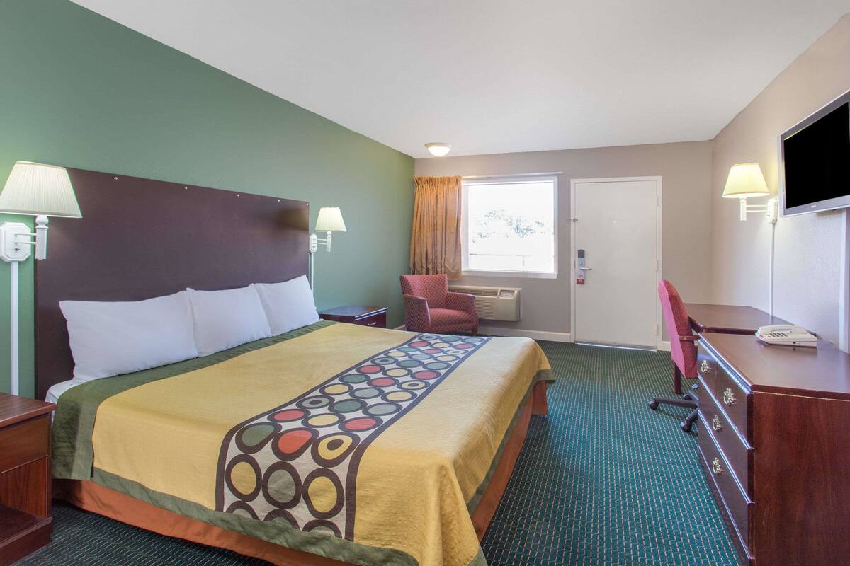 1 Schlafzimmer, Bügeleisen/Bügelbrett, kostenloses WLAN, Bettwäsche