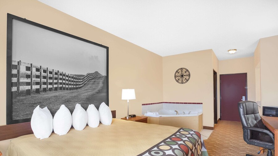 Super 8 by Wyndham Central City