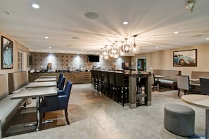 Free continental breakfast - Canalta St Paul (St. Paul)