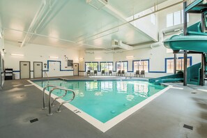 Indoor pool - Canalta Cochrane (Cochrane)