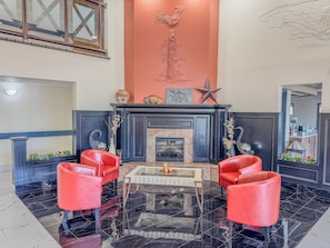 Sala de estar en el lobby