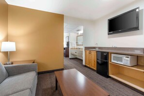 Suite, 1 Queen Bed, Refrigerator & Microwave