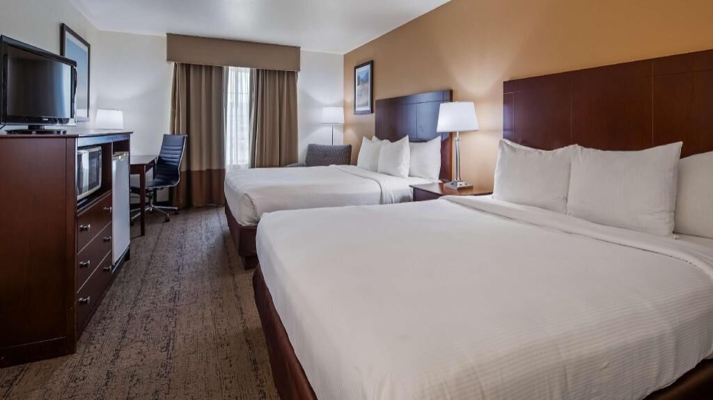 1 bedroom, pillowtop beds, in-room safe, desk